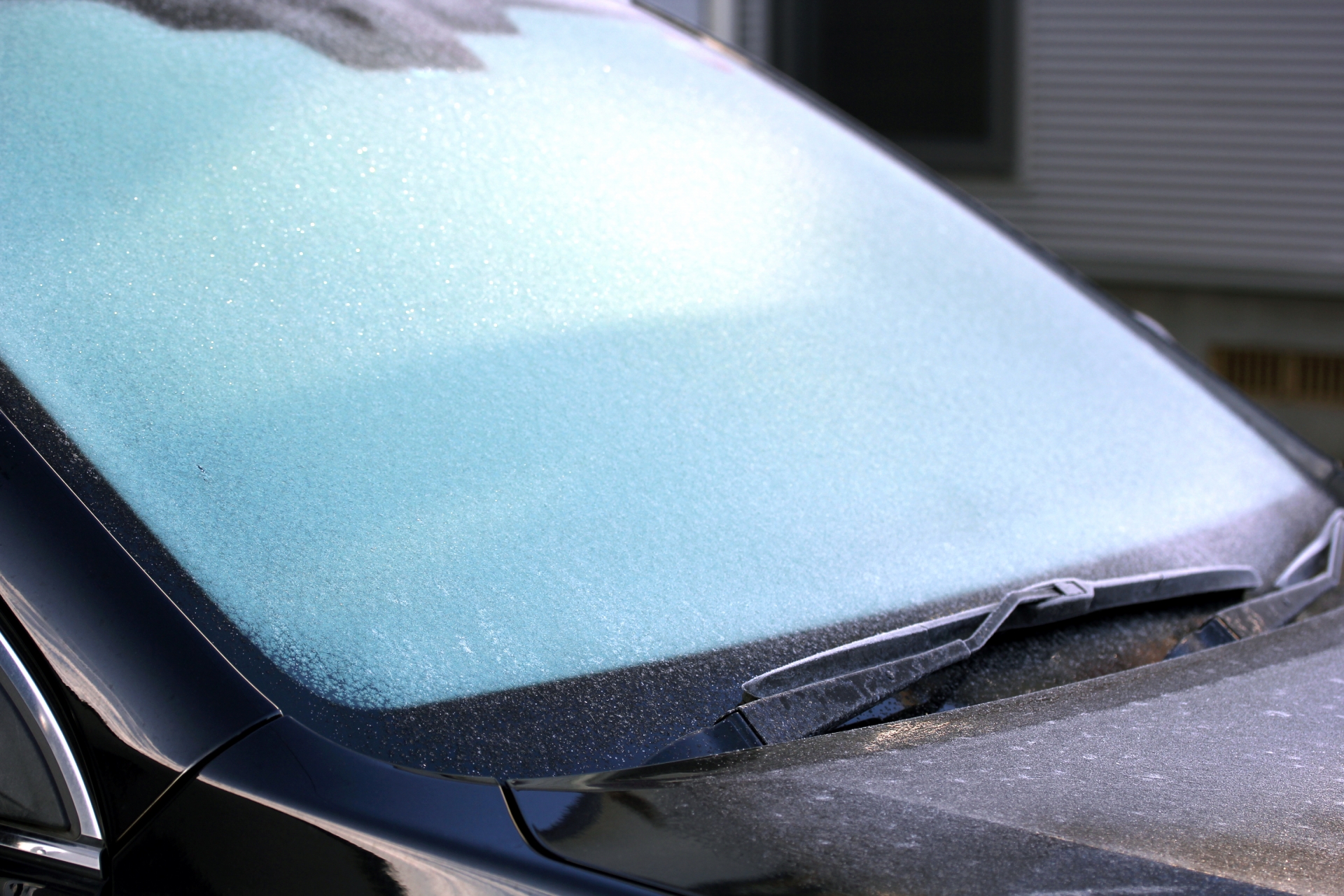 本格的な冬が来る前に愛車のフロントガラス霜対策を 技術情報 お知らせ 洗車 コーティング 消臭除菌のことならクルマキレイにお任せください